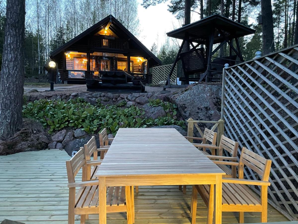 Vaenvik Pyhtaeae Villa Siltakylä Buitenkant foto